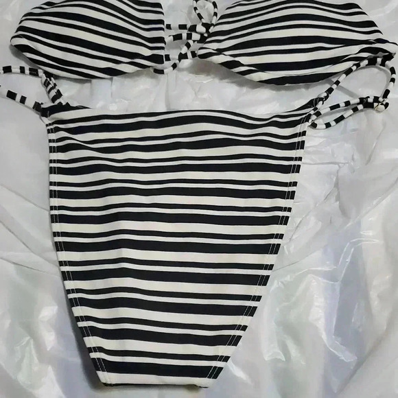 ☆☆☆Bikini black/white - Picture 3 of 5
